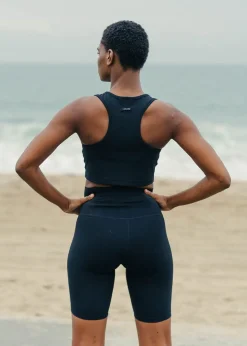 Women Oiselle Essential Bird Crop