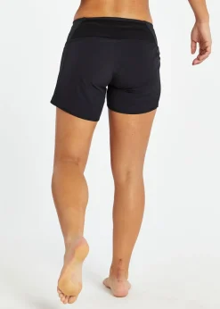 Women Oiselle Featherweight Long Roga Shorts