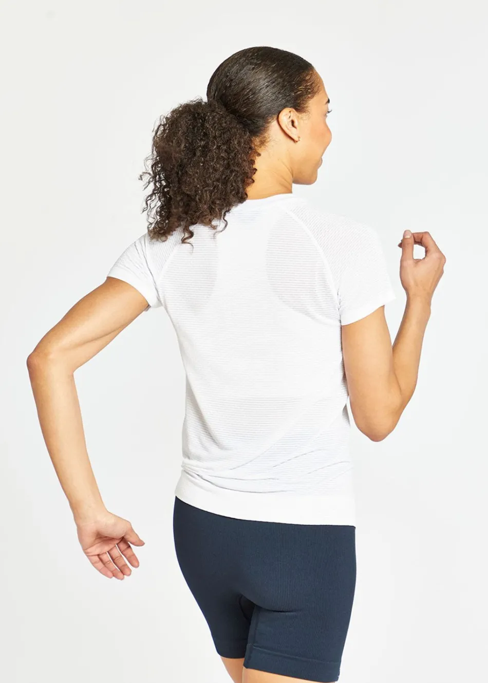 Women Oiselle Flow Short Sleeve
