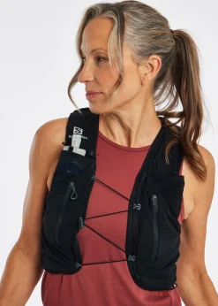 Women Oiselle Flyout Trail Tank