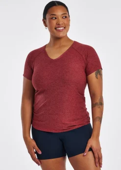 Women Oiselle Light Lux V-Neck Tee