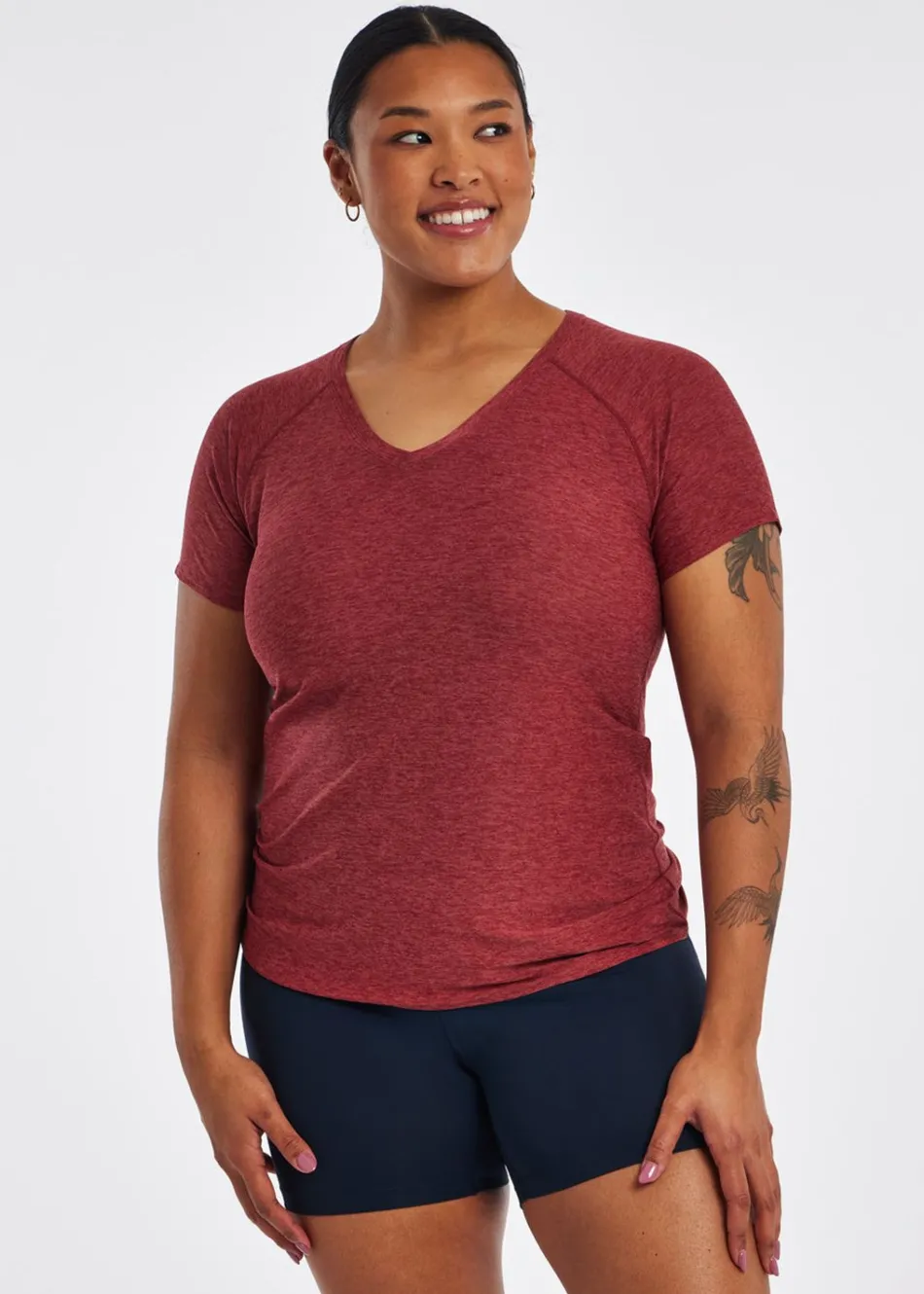 Women Oiselle Light Lux V-Neck Tee