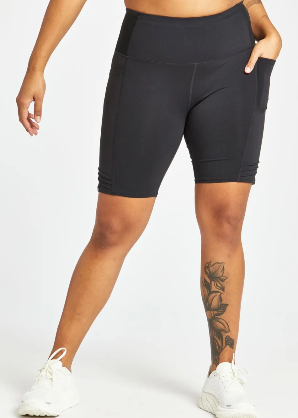 Women Oiselle Long Pocket Jogger Shorts