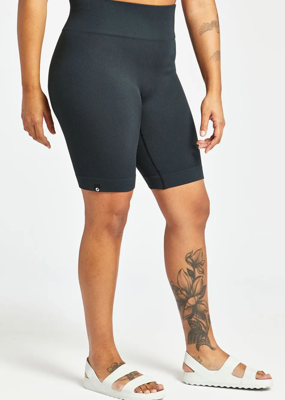 Women Oiselle Longer Ribbed Flyte Shorts