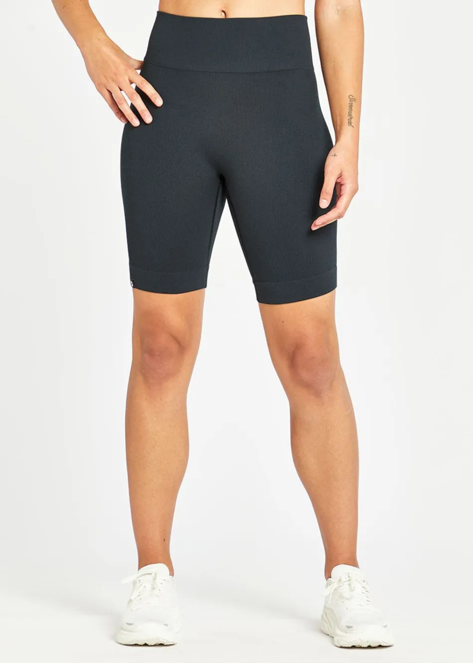 Women Oiselle Longer Ribbed Flyte Shorts