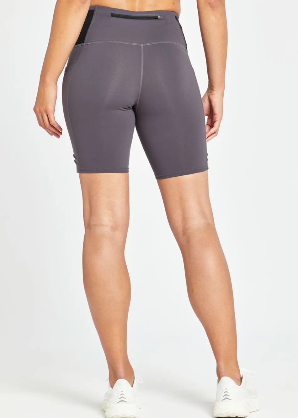 Women Oiselle Mid Length Pocket Jogger Shorts