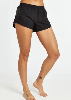 Women Oiselle Og Distance Shorts