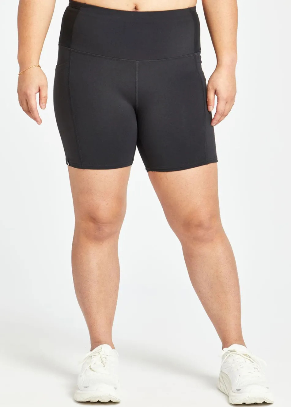 Women Oiselle Pocket Jogger Shorts