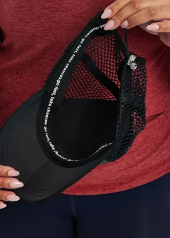 Women Oiselle Runner Trucker