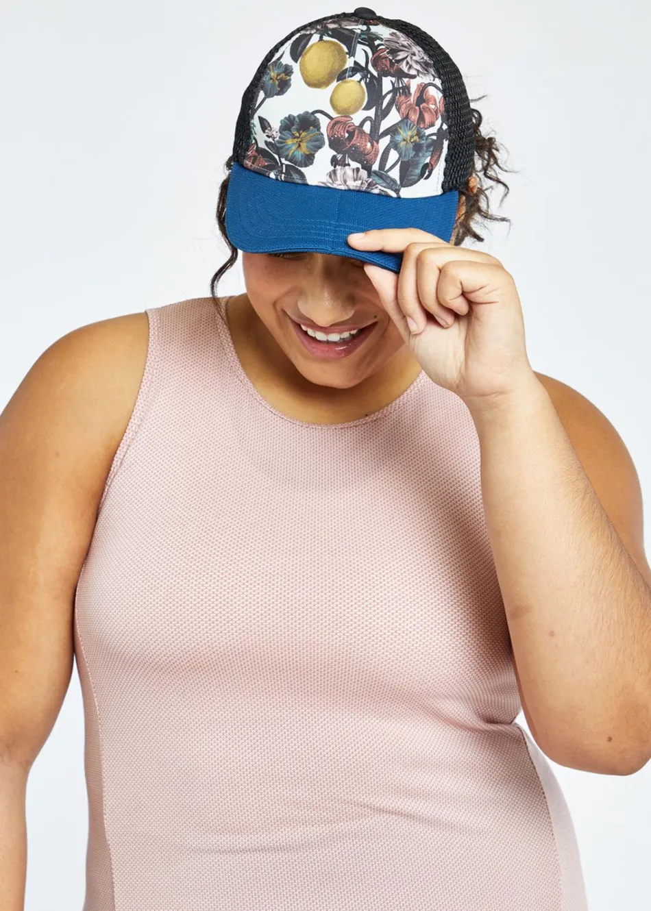 Women Oiselle Runner Trucker