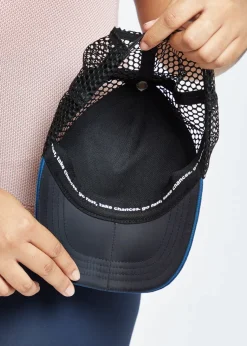 Women Oiselle Runner Trucker