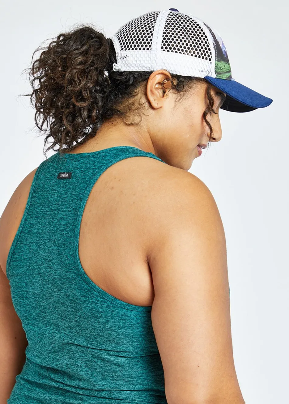 Women Oiselle Runner Trucker