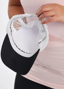 Women Oiselle Runner Trucker