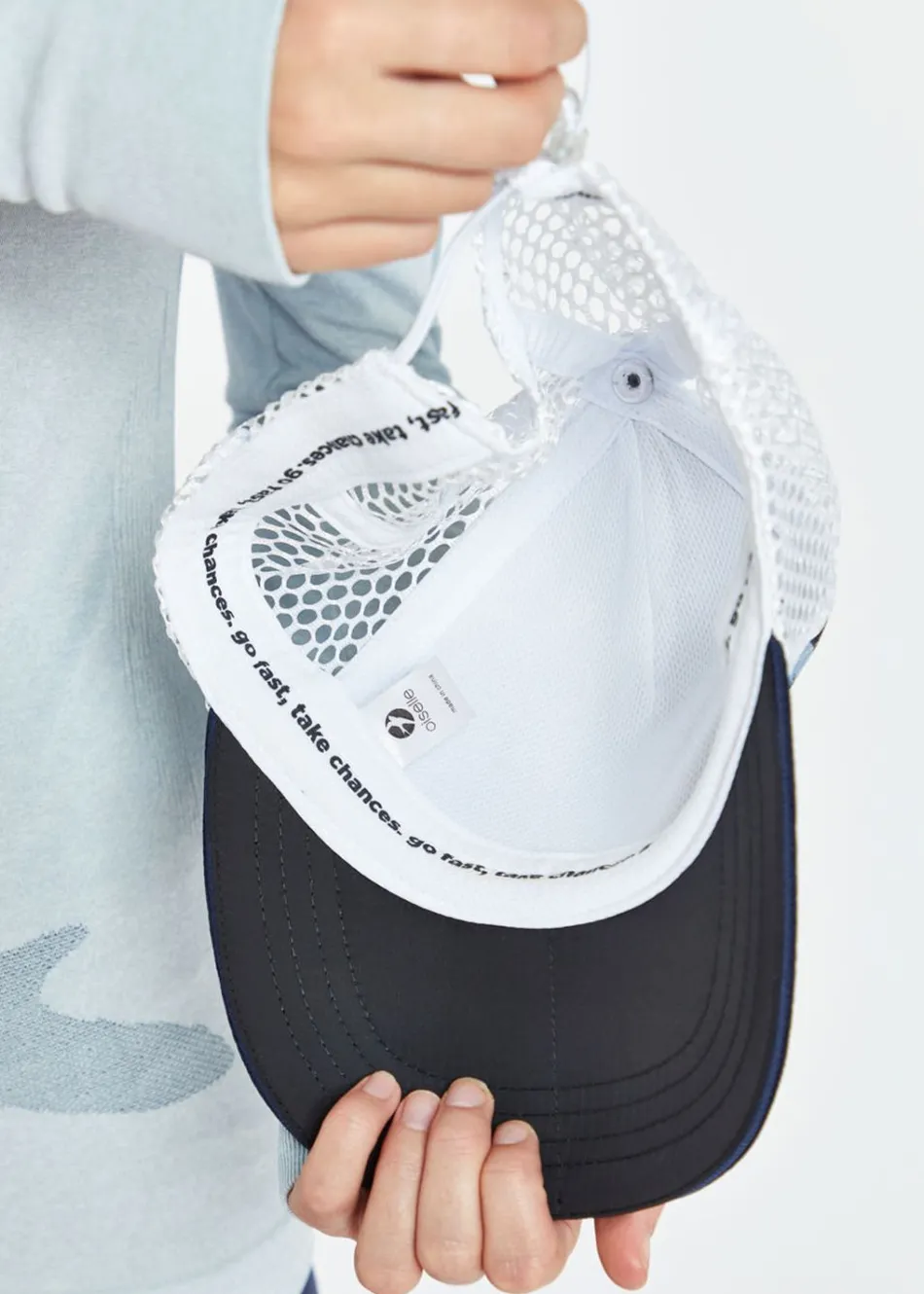 Women Oiselle Runner Trucker