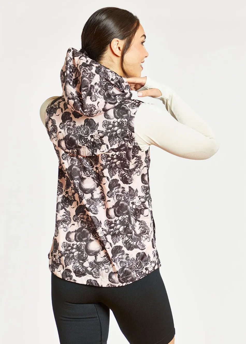 Women Oiselle Seattle Showers Vest