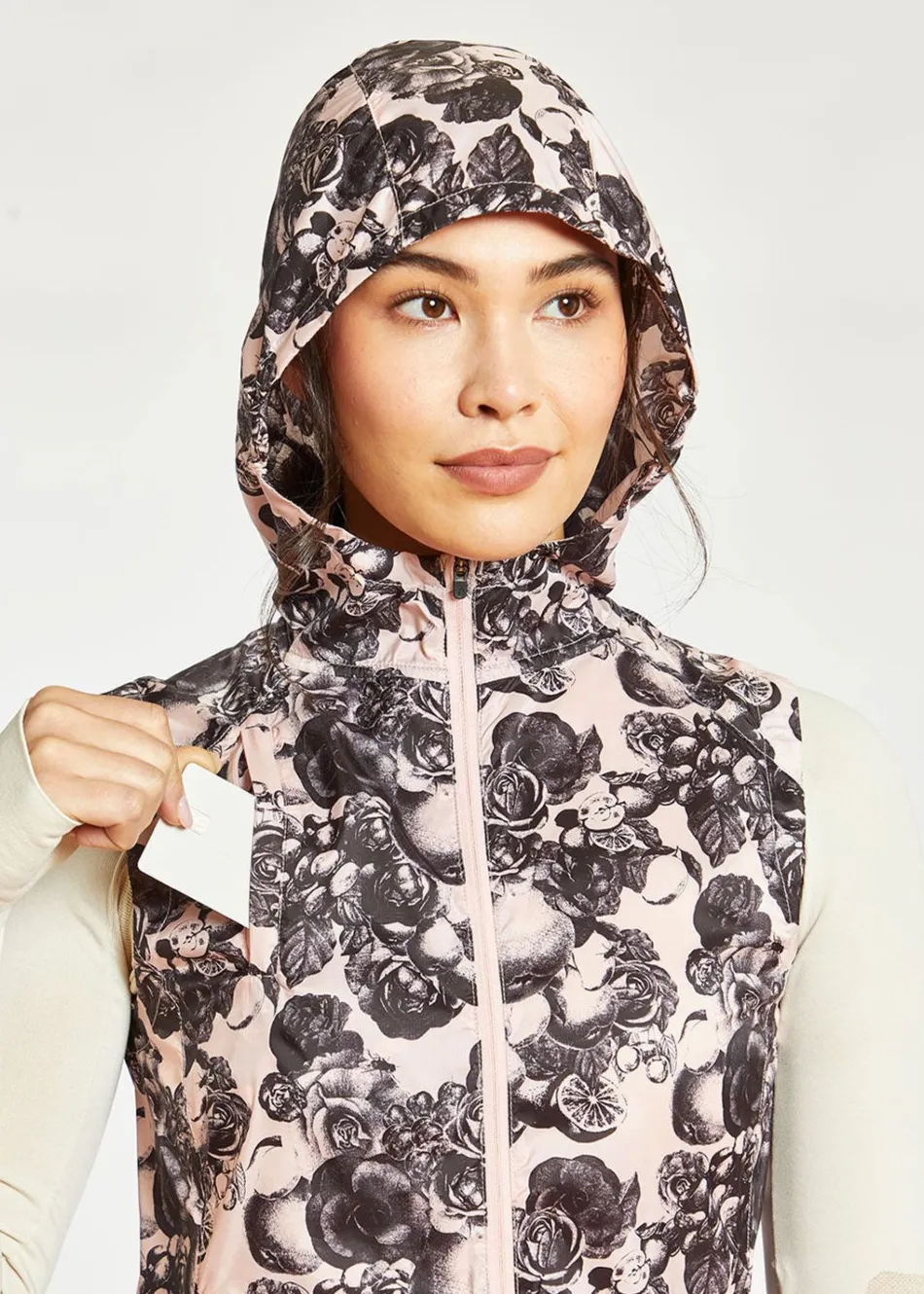Women Oiselle Seattle Showers Vest