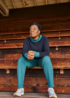 Women Oiselle Wyomia Track Pants